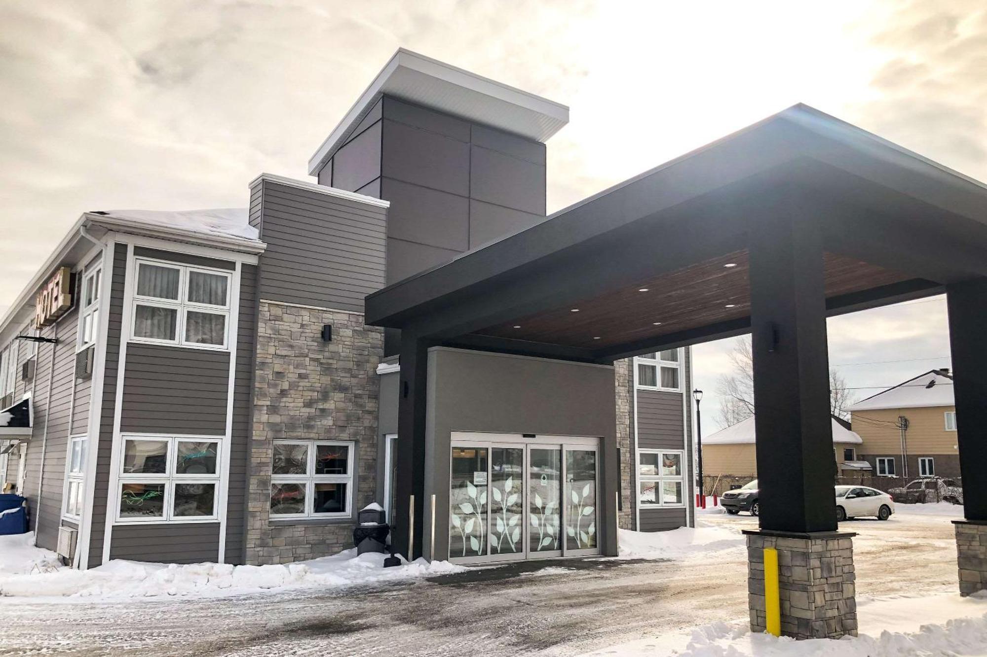 Sleep Inn & Suites Quebec City East Saint-Jean-de-Boischâtel Exteriör bild